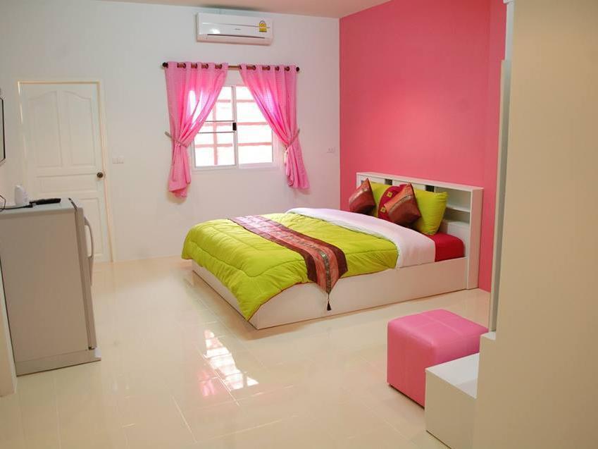 فندق Isabel Boutique تْشينيغْرايْ المظهر الخارجي الصورة